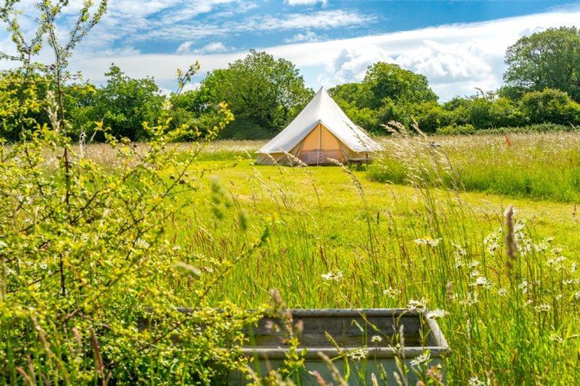 Willa Red Clover At Blanca'S Bell Tents Ringstead  Zewnętrze zdjęcie