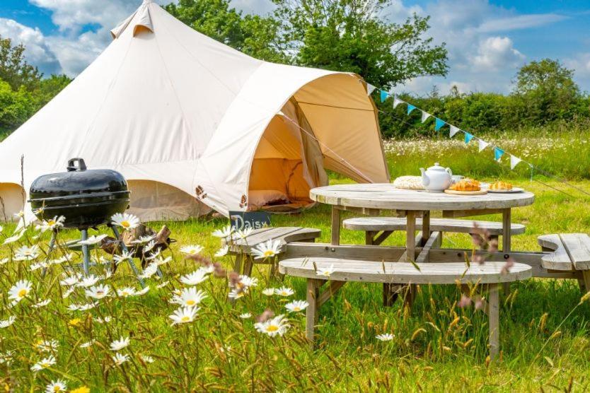 Willa Red Clover At Blanca'S Bell Tents Ringstead  Zewnętrze zdjęcie